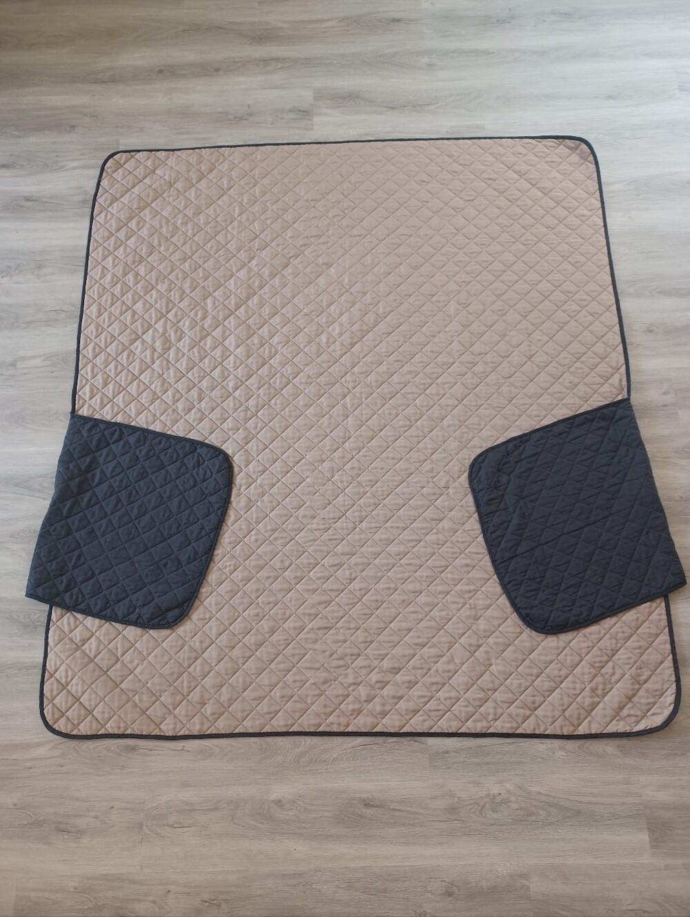 Couch Cover Furniture Protector Quilted Reversible for Pets Children Tan & Black
